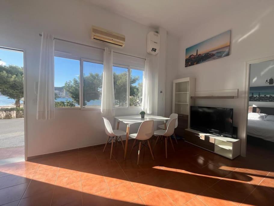 Lovely Loft Almadraba Apartment